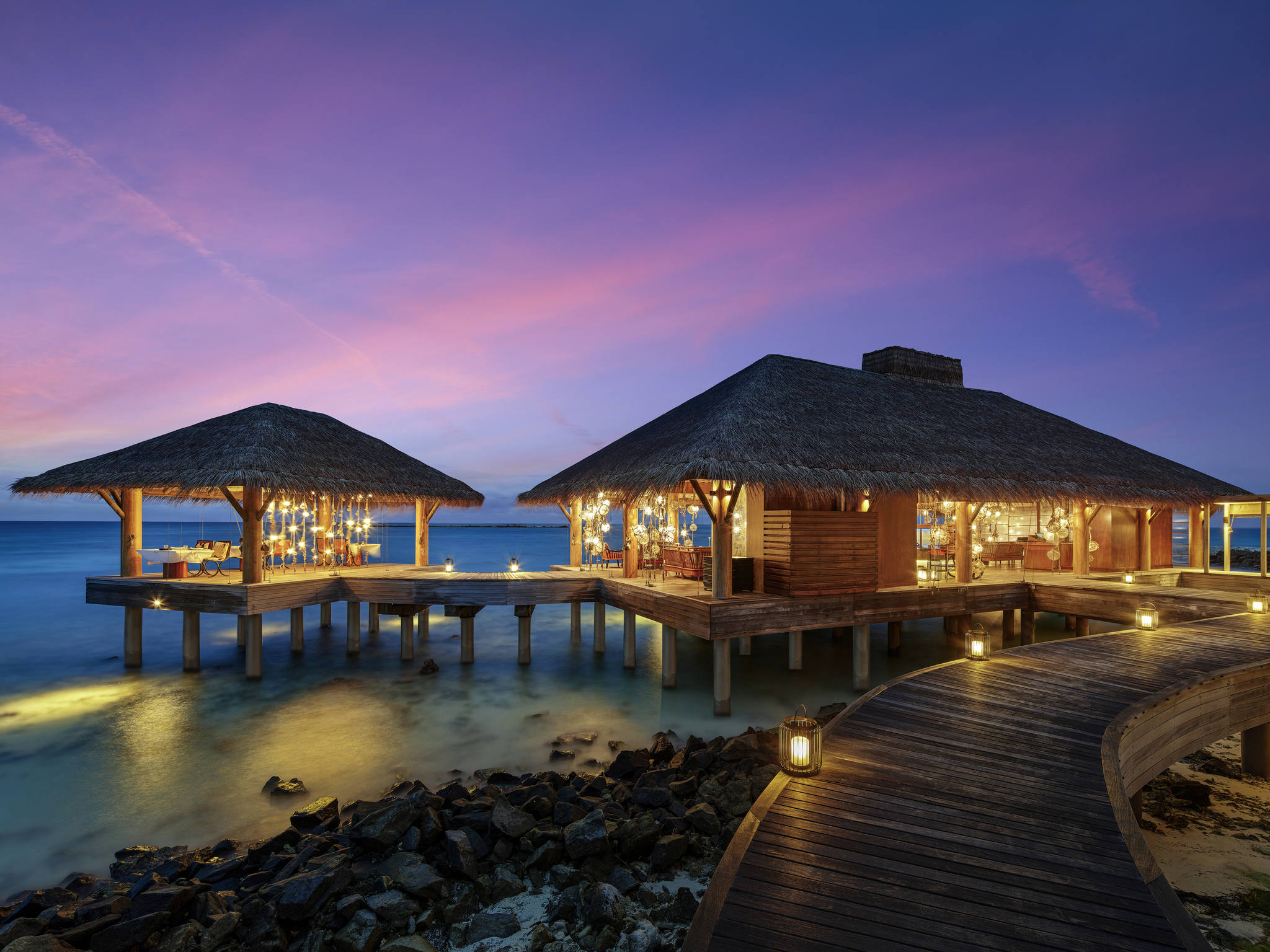 Fairmont maldives. Fairmont Maldives Sirru Fen Fushi 5*. Fairmont Maldives Sirru Fen Fushi. Кухня в стиле Мальдивы. Кухня в современном стиле на Мальдивах.