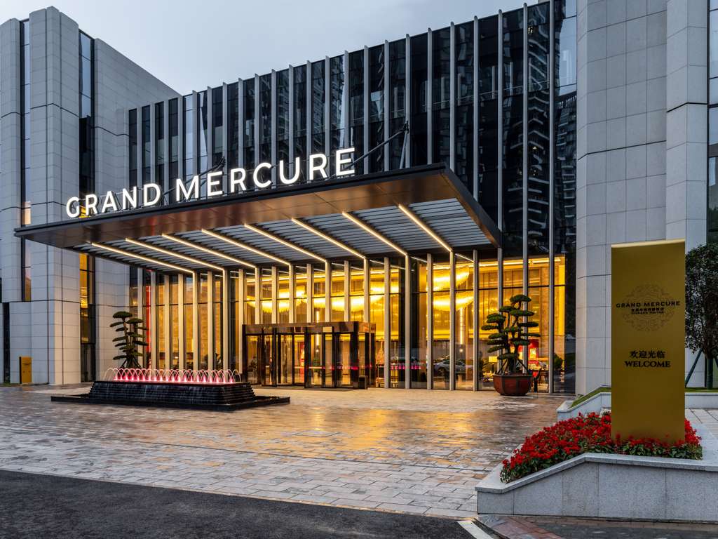 Grand Mercure Yichang Waitan - Image 2