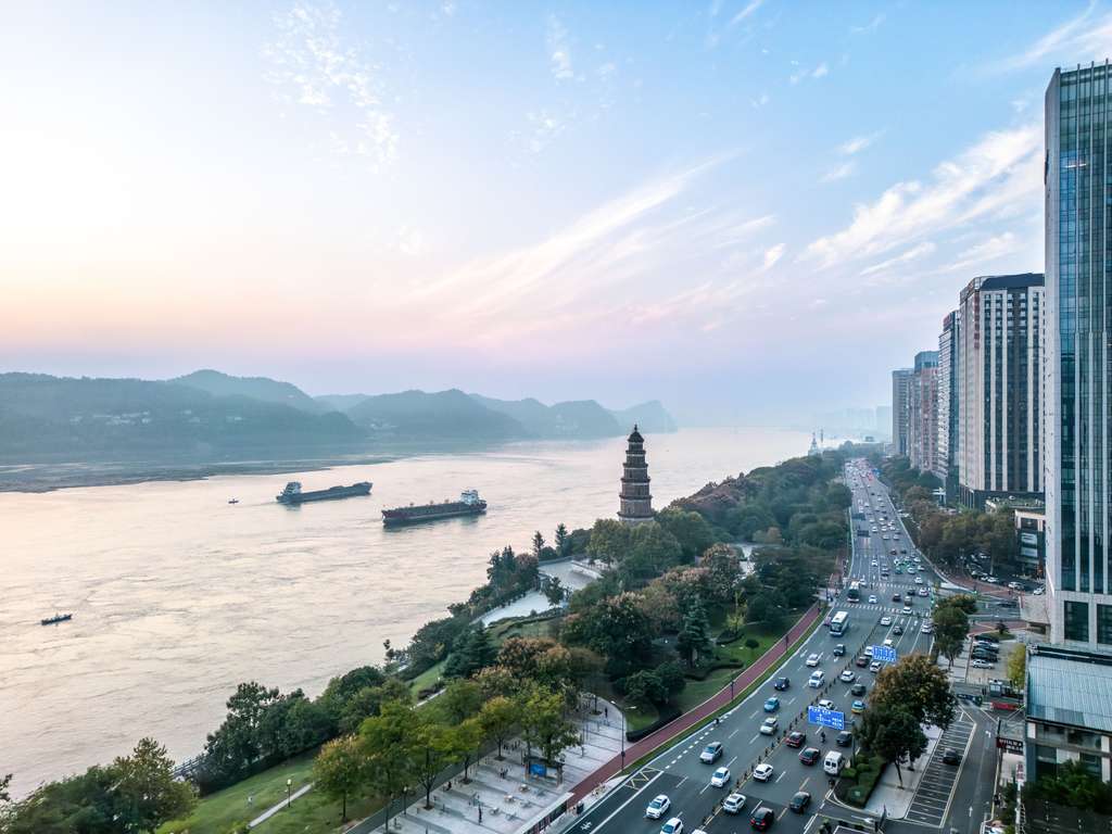 Grand Mercure Yichang Waitan - Image 3