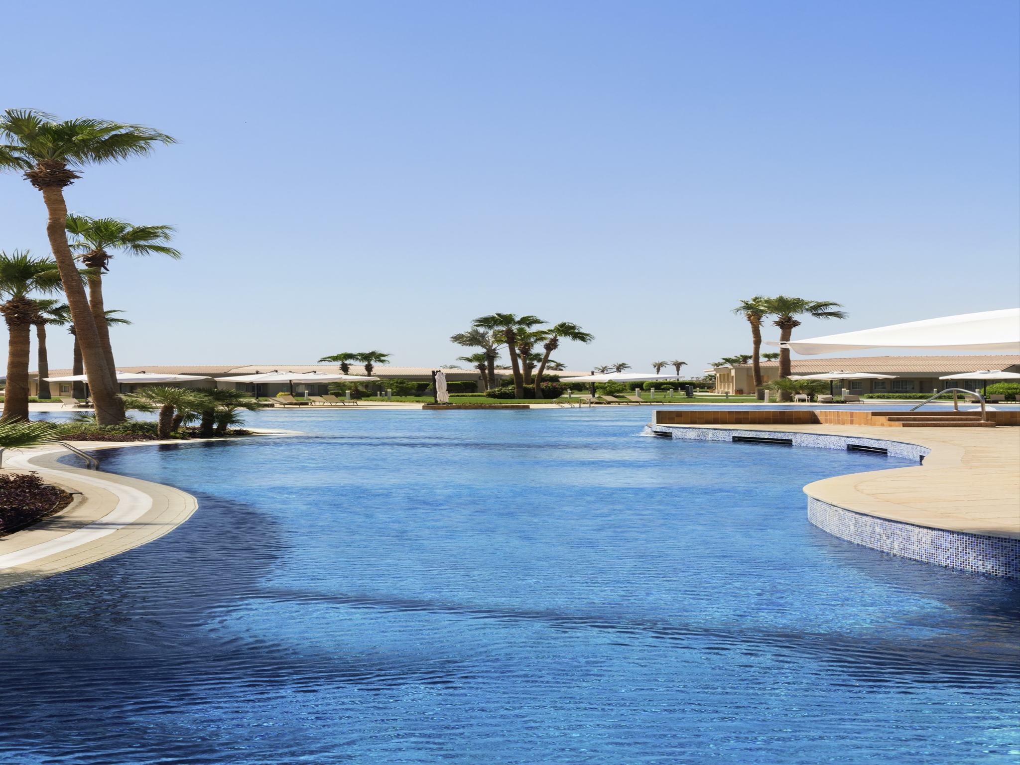 Риксос гольф Виллас. Риксос гольф Виллас Шарм Аль. Rixos Golf Villas Suites 5. Риксос гольф отель Доха 5.